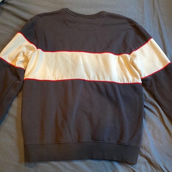 H&M crewneck sweater - Picture 3 of 3